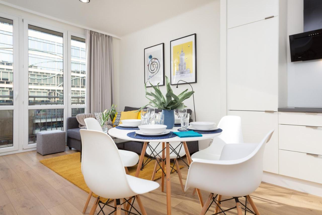 Family City Center Apartment By Renters Prestige วอร์ซอ ภายนอก รูปภาพ